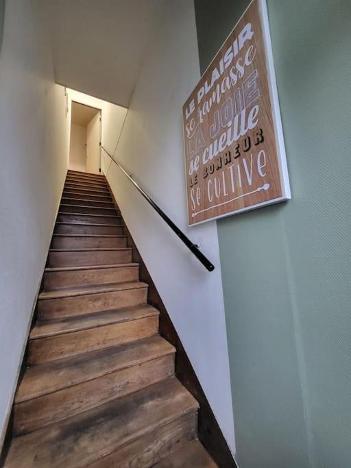 Apartamento Le P'Tit Nid Parthenay Exterior foto